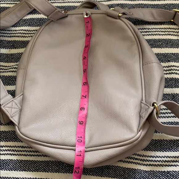 Betsey Johnson backpack ๐ RARE find - Picture 7 of 10